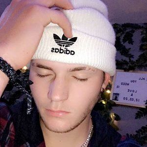 Meet your Posher, Clayton